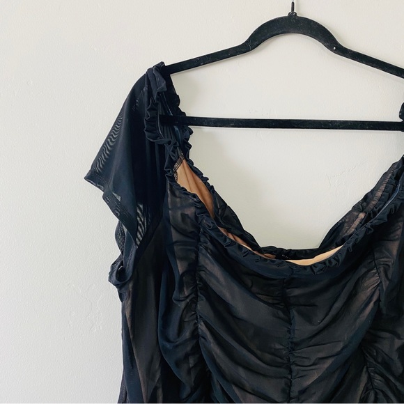 Torrid Ruched Off-the-Shoulder Mesh Blouse - Picture 2 of 7